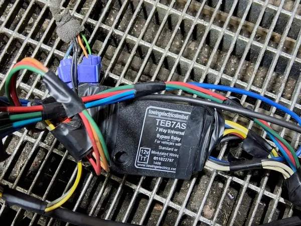 Controladores Ford Kuga I 8V4T19G317BB - Usado image 4