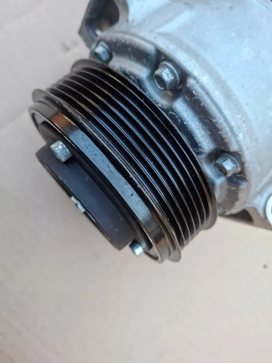Compressor ar condicionado 8FK351322-741 VW Golf V 1.9 TDI image 5