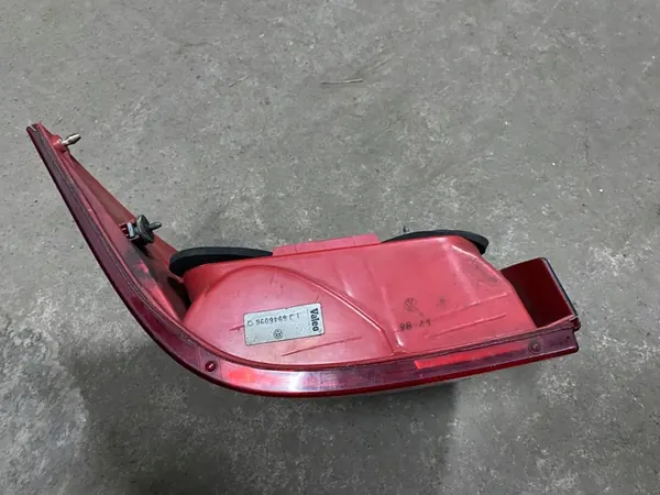 VW GOLF IV 1J6 Höger Bakljus OEM 1J6945096Q image 3