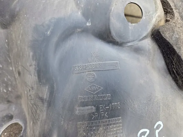 RENAULT CLIO IV Right Front Wheel Arch OEM 638428084R image 4