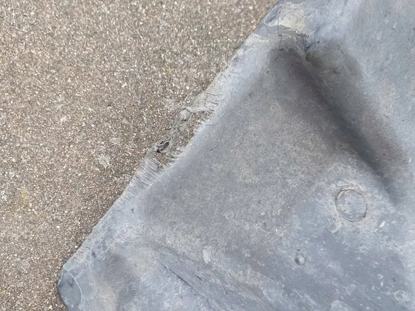 RENAULT CLIO IV Right Front Wheel Arch OEM 638428084R image 7