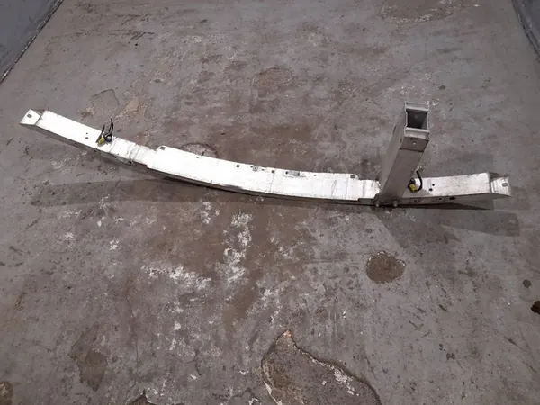 Paraurti anteriore Mercedes-Benz E C207 W207 A2046205834 image 5