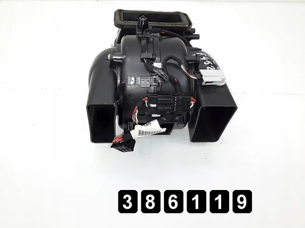 Mercedes-lämmityspuhallin OEM a1638300608 - Käytetty image 3