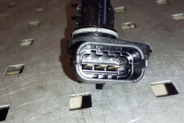 Sensor de posición del árbol de levas HYUNDAI IX35 393002F000 image 2