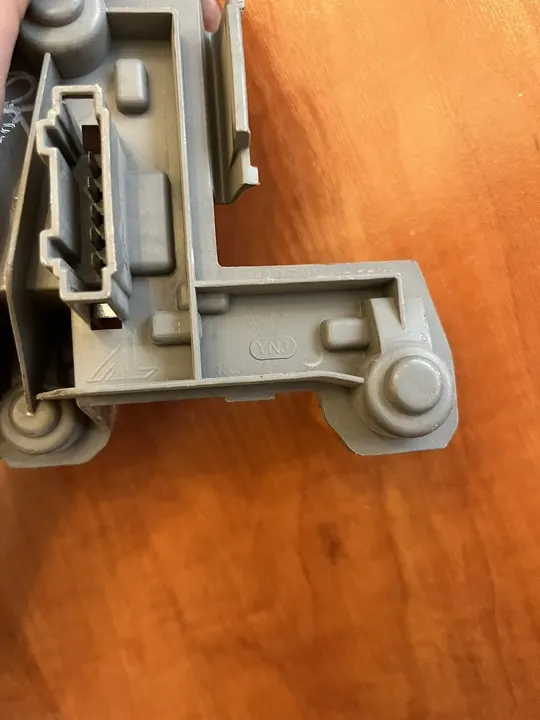 Vänster baklampfäste VW Golf Variant V, VI image 4