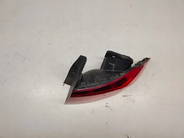Luz Trasera Derecha Passat B8 Sedán 3G5945096C image 4
