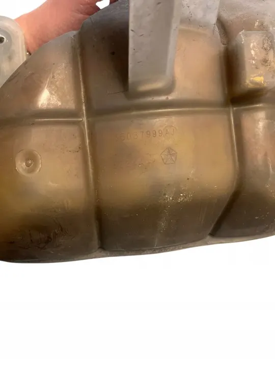 Tanque de Nivelamento Jeep OE 55037999AJ - Usado image 4