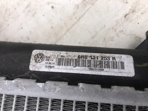 Volkswagen OE 6R0121253R Radiador de motor image 3