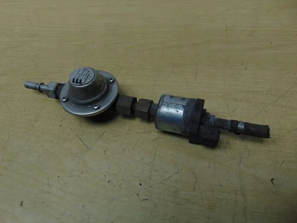 Webasto polttoainepumppu Ford Mondeo MK3 22450302 image 4