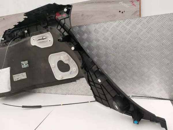 Panneau latéral coffre droit arrière OEM FGDY5443EGFG image 8
