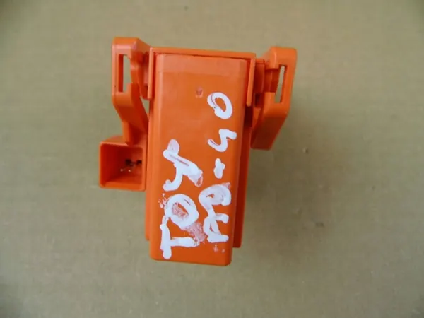 Proteção sobrecarga bateria OEM 90982-11052 Toyota Prius image 3
