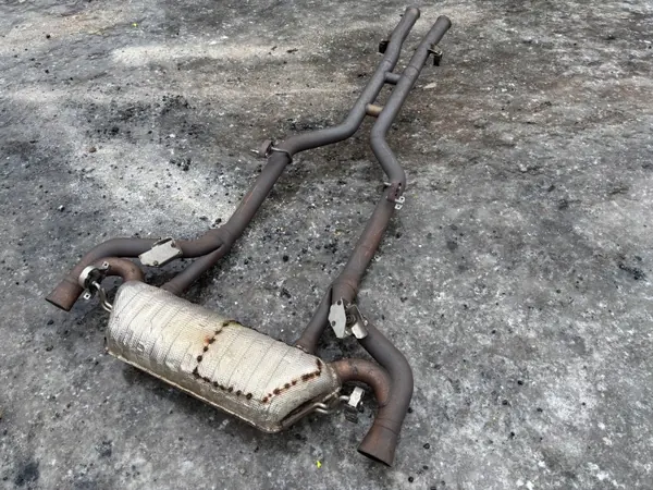 Mercedes GT W190 Vaimennin OEM A1904900100 - Käytetty image 3