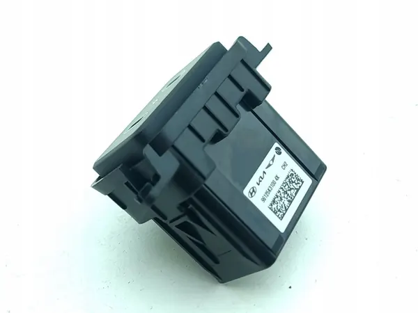 Hyundai Kona II USB-aansluiting OEM 96125K3100 image 3