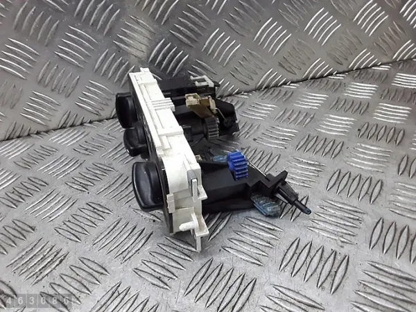 Ford Transit AC-besturingsmodule OEM P6C1H18D451 image 3