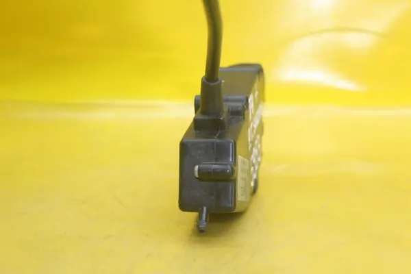 Module de verrouillage central droit arrière VW OEM 701959783A image 8