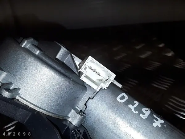 Nissan ruitenwissermotor OEM 287101KA0A - Gebruikt image 4