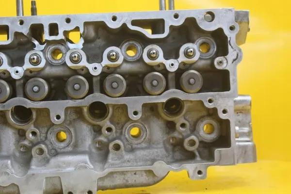 Moottorin Pää OEM 9684487210 Peugeot 508/308/207 image 10