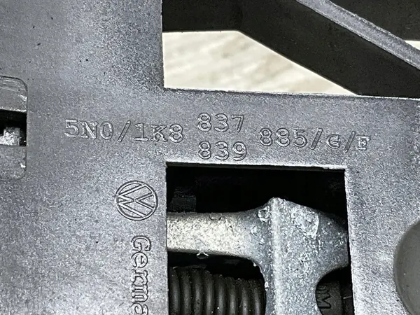 Bakdörrlås Seat Leon 2013 5K4839015B image 4