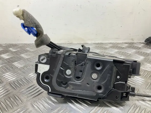 Bakdörrlås Seat Leon 2013 5K4839015B image 9