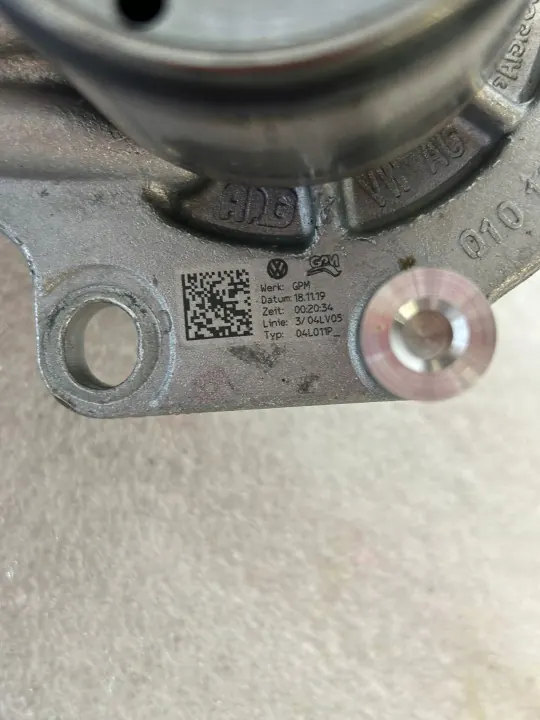 Kedjekit med vattenpump OEM 04L198119A image 3