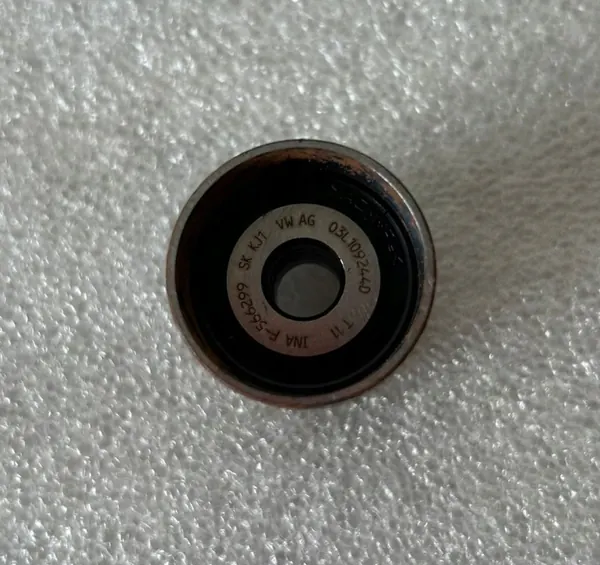 Kedjekit med vattenpump OEM 04L198119A image 6