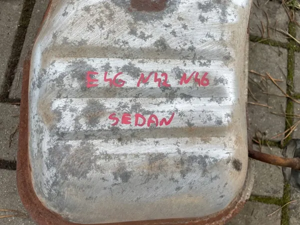 Uitlaatdemper BMW E46 316i 1.8L OEM 7509940 image 3