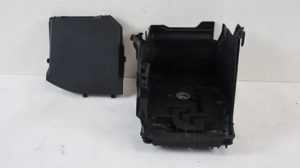 Couvercle Batterie Volvo OEM 31353766, 31294078 Occasion image 2
