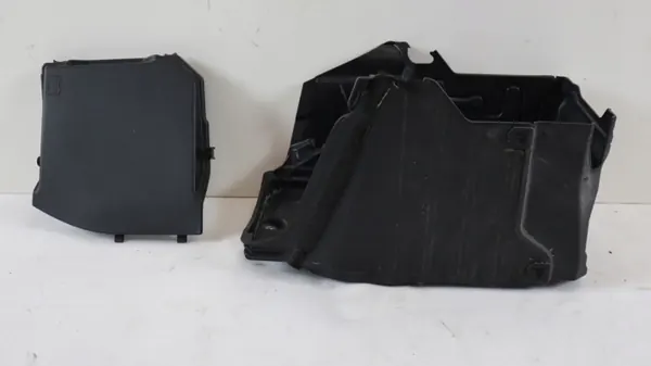 Couvercle Batterie Volvo OEM 31353766, 31294078 Occasion image 3