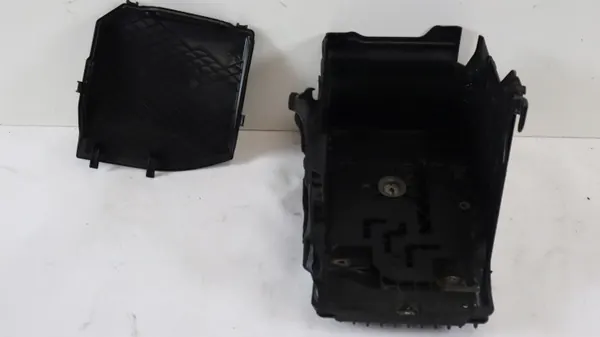 Couvercle Batterie Volvo OEM 31353766, 31294078 Occasion image 5