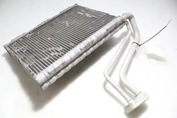 Gebruikte Volvo AC-condensor voor FH IV 460 image 2