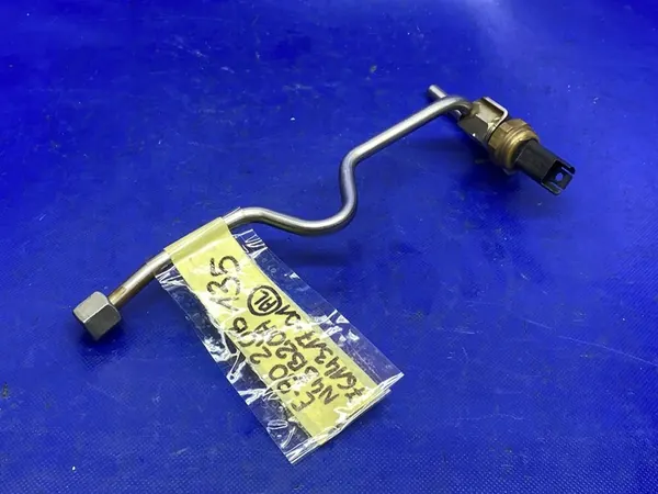 Brandstofleiding sensor BMW E90 E93 E87 N43B20A image 2