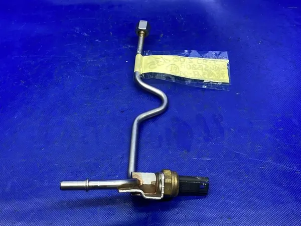 Brandstofleiding sensor BMW E90 E93 E87 N43B20A image 5