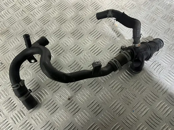 MERCEDES W169 2.0 CDI Carcasa de Termostato A6402000515 image 8