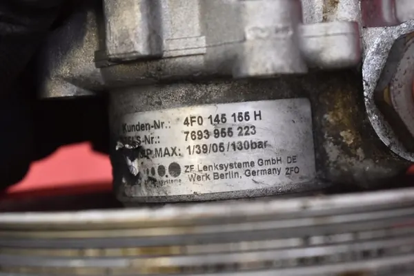 Bomba de Direção Audi A6 C6 2.4 V6 2004-2008 OEM image 5