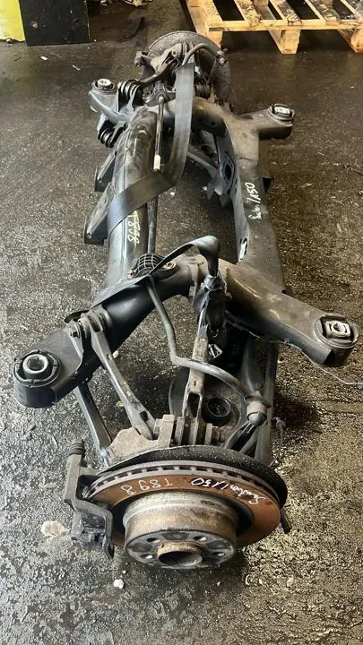 Hinterachse BMW 3er 2019 OEM 33318831018 image 5