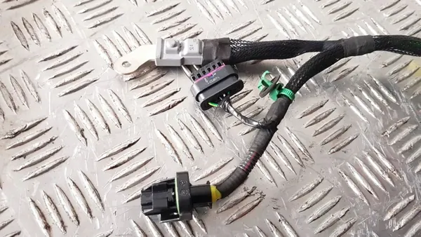 Câble de charge EV Citroen C5 Aircross OEM 9821986180 image 3