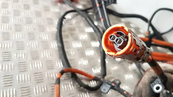 Câble de charge EV Citroen C5 Aircross OEM 9821986180 image 4