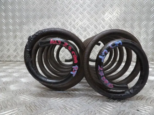 Conjunto de Molas Traseiras WJ 2.7 CRD - Jeep OE OEM image 4