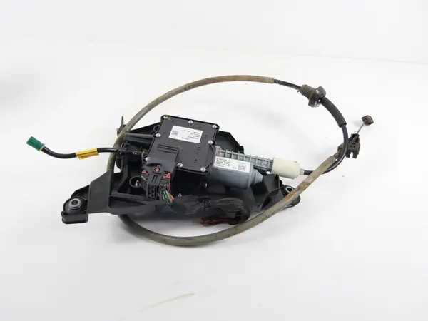 Frein à main électrique Peugeot 3008 I 09-12 1.6 HDI 110 image 2