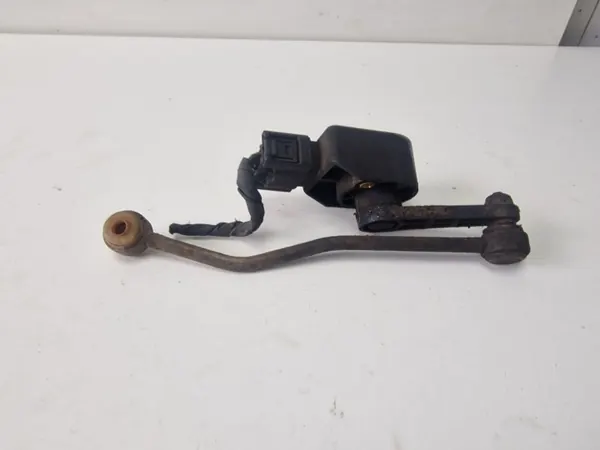 OEM 4E0941286G Etuoikea Tasonsensori Audi A8 D3:lle image 2