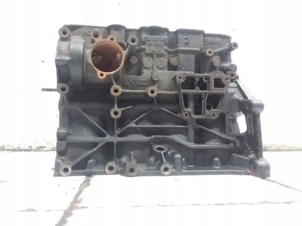 Bloc moteur d'occasion OEM CAA pour VW Transporter T6 image 5