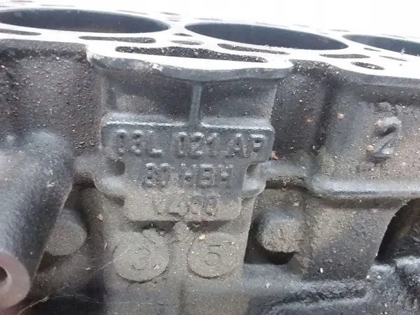 Bloc moteur d'occasion OEM CAA pour VW Transporter T6 image 7