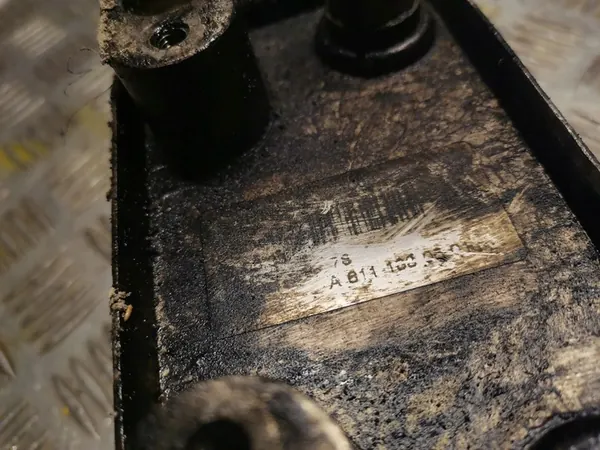 Radiador de óleo Mercedes-Benz C W203 image 4