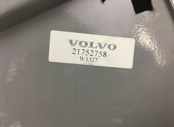 OEM 21752758 Volvo Ohjaamon kansi - Käytetty image 4