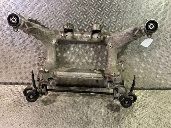 UTO42123 Achter Hulpframe voor BMW 5 Serie G30/G31 image 3