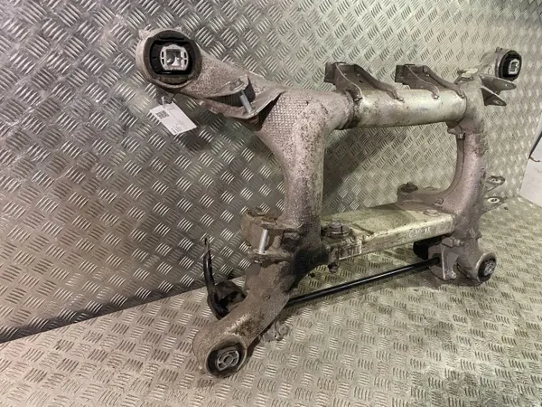 UTO42123 Achter Hulpframe voor BMW 5 Serie G30/G31 image 4