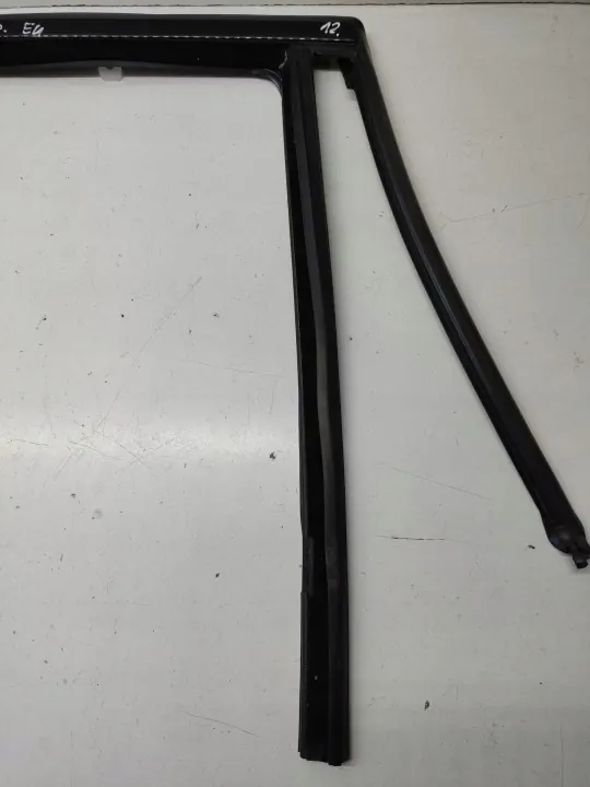 Fönstertätning styrskena vänster bak BMW OEM 7407405 image 6
