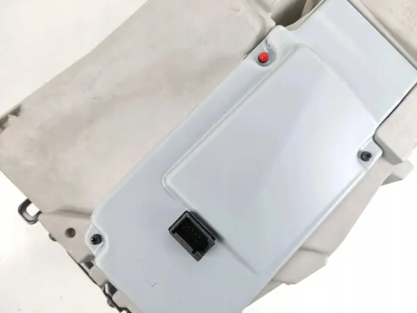 Porsche Taycan HUD-Display OEM 9J1919617J - Gebraucht image 5