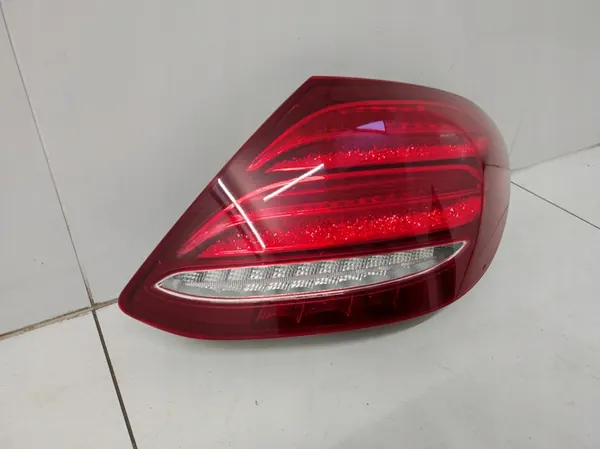 Full LED Achterlicht Mercedes E-Klasse W213 Sedan A2139067800 image 2