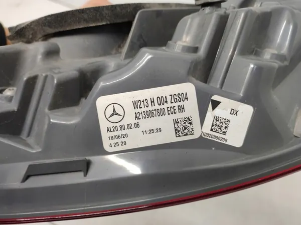 Full LED Achterlicht Mercedes E-Klasse W213 Sedan A2139067800 image 7